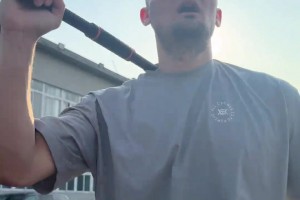 那誰說的，打不過就跳舞