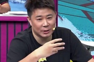 董方卓：阿爾及利亞后防沒人給梅西上強(qiáng)度，淘汰賽誰(shuí)慣著你