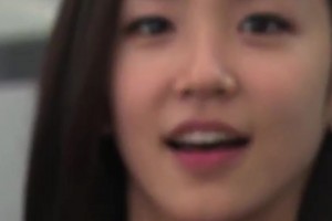 變熟女了笑容還是那么甜