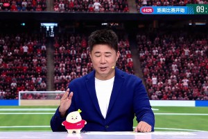 董方卓：英雄和英雄互相激勵(lì)，梅西都戴帽了 C羅能停下腳步嗎