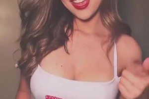 愛了愛了！巴拉圭真是出美女球迷的地方啊